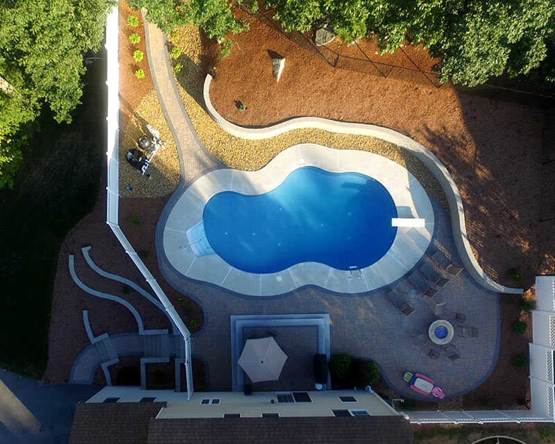 Lightning Landscape - Residential Landscaping Services Lightning Landscape - Residential Landscaping Services